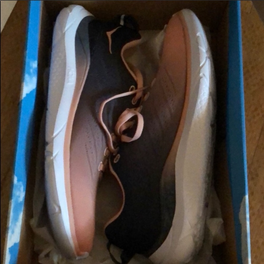 hoka hupana